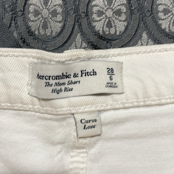 Abercrombie and fitch jean shorts - Picture 3 of 3
